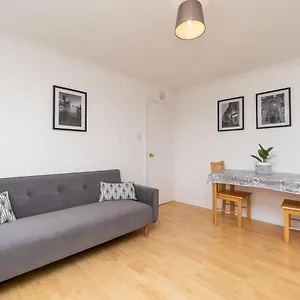 pass-the-keys-one-bed-flat-with-stunning-views-and-free-parking.tophotelsbath.com/