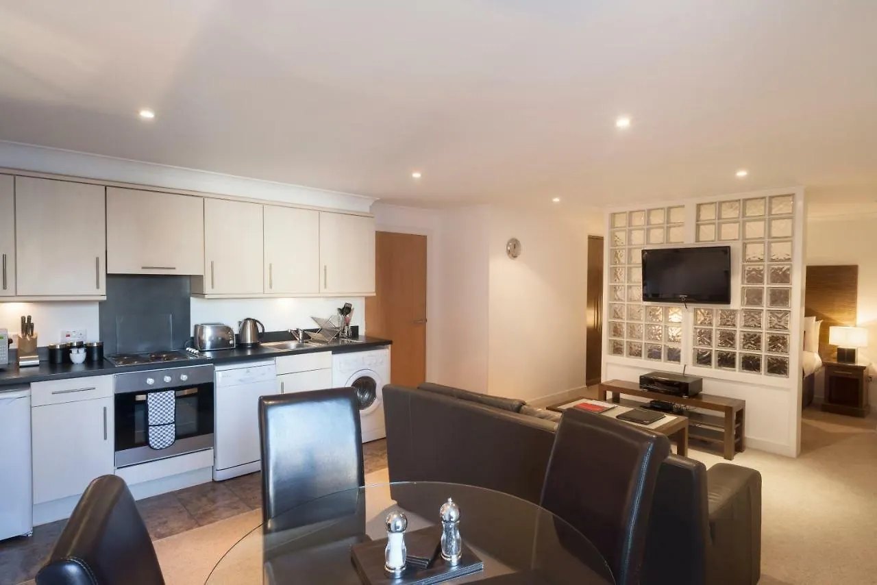 Fountain Court Apartments - Grove Edinburgh