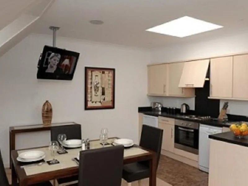 Fountain Court Apartments - Grove EDI Lejlighedshotel