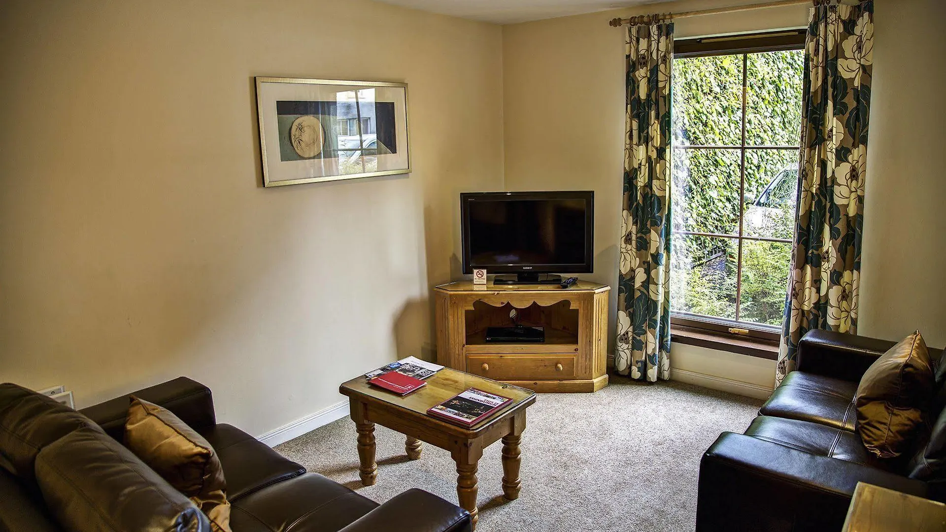 Fountain Court Apartments - Grove EDI 4*,  Großbritannien