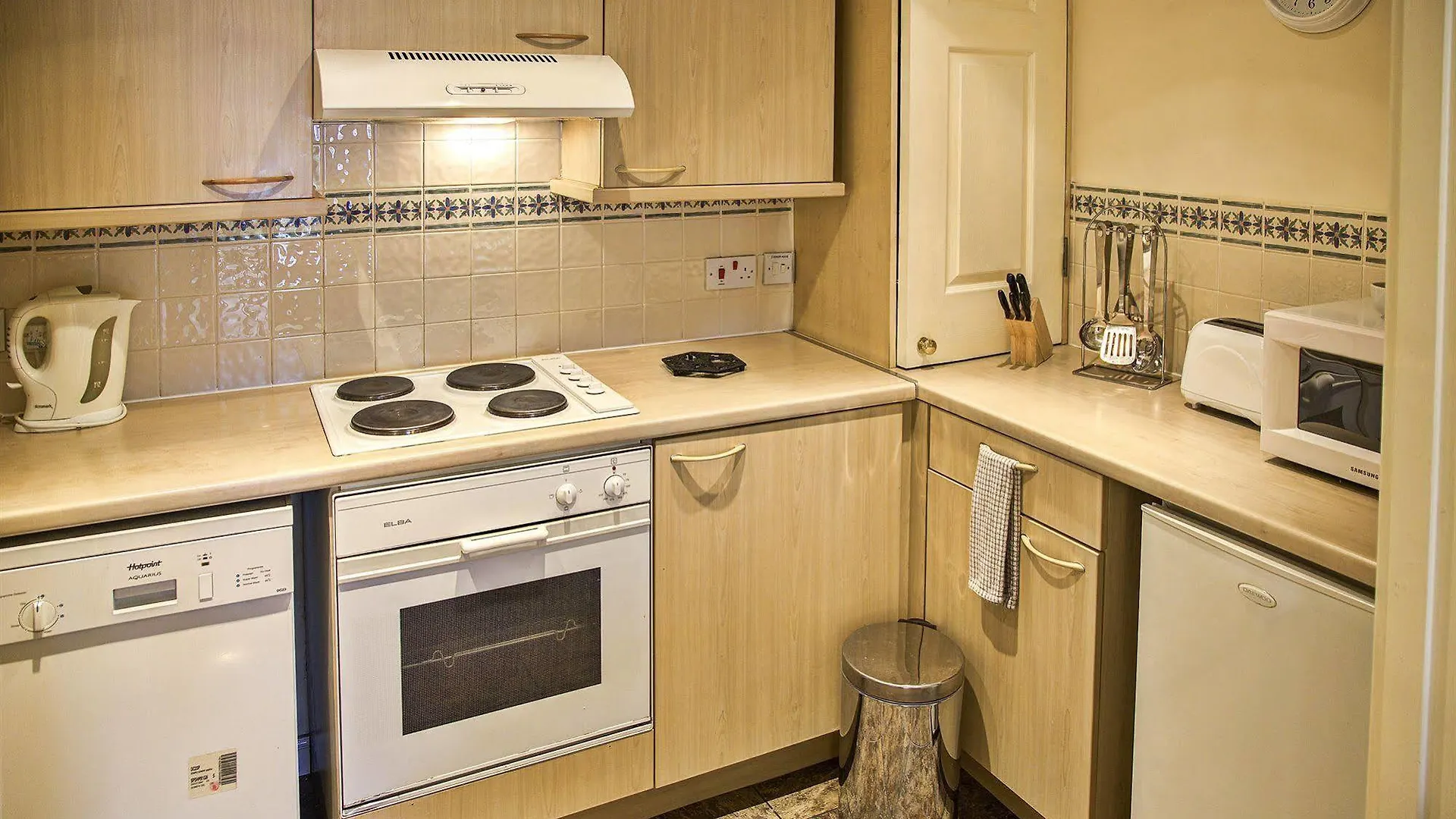 Fountain Court Apartments - Grove EDI 4*,