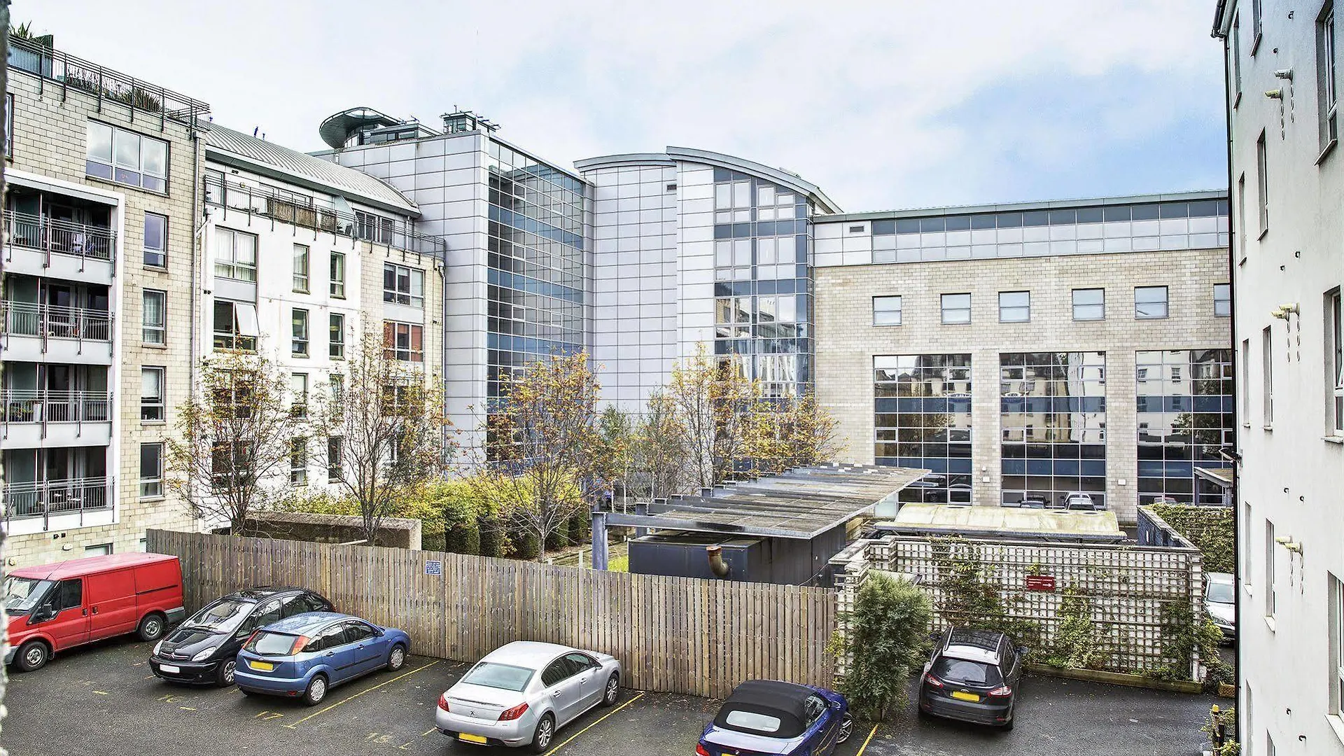 Fountain Court Apartments - Grove EDI 4*,