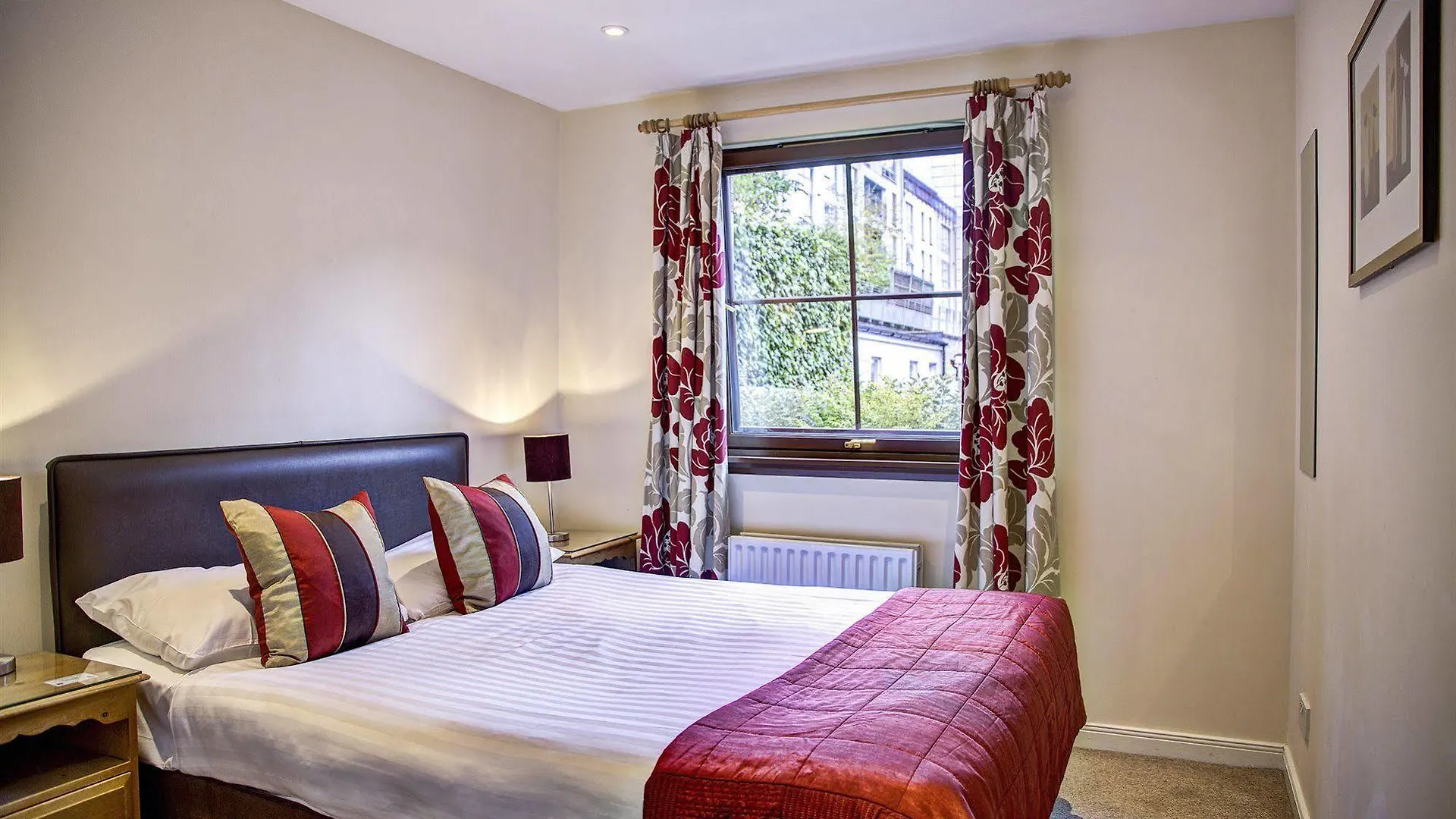 Fountain Court Apartments - Grove EDI Lejlighedshotel