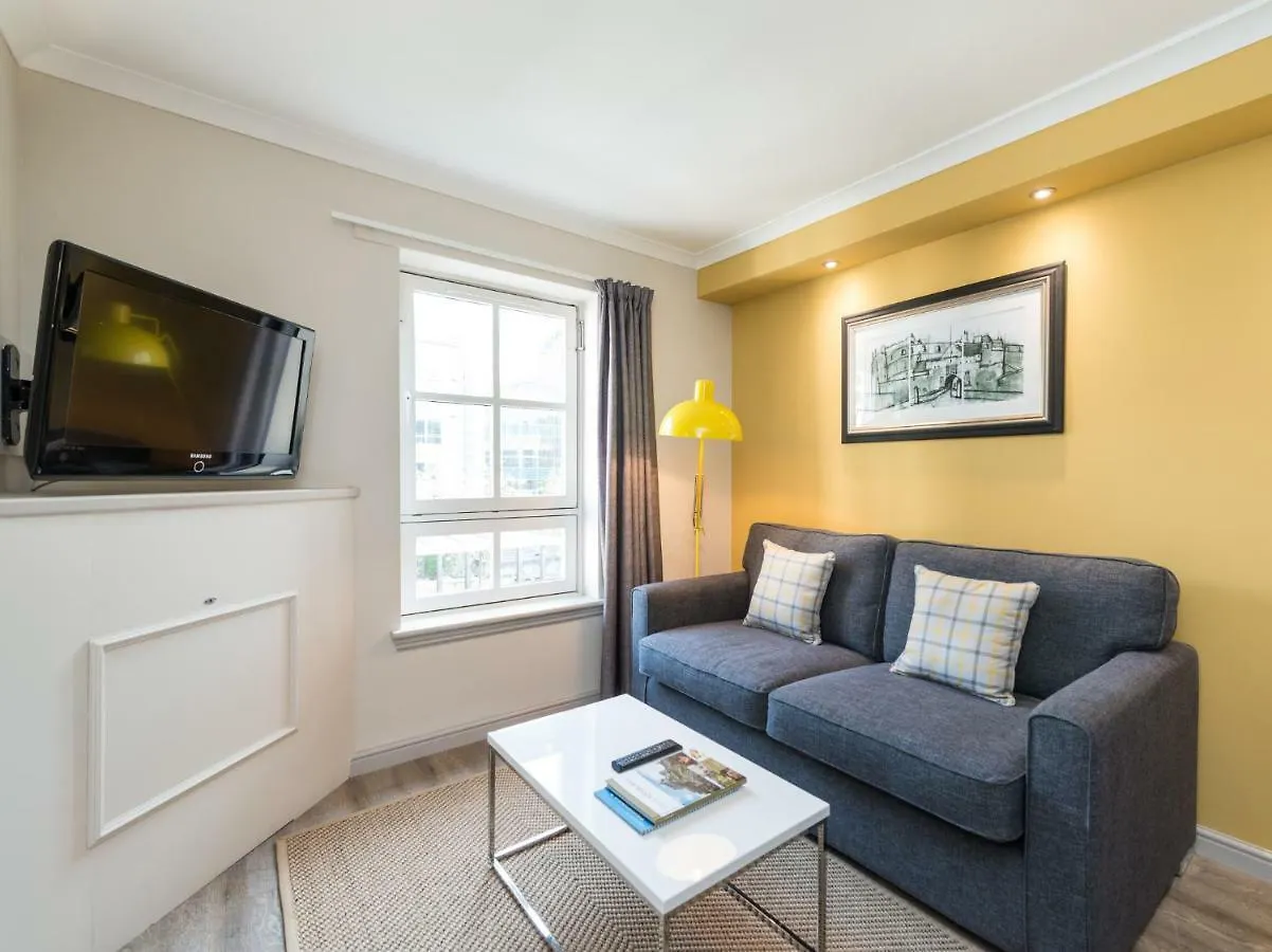 Fountain Court Apartments - Grove EDI 4*,