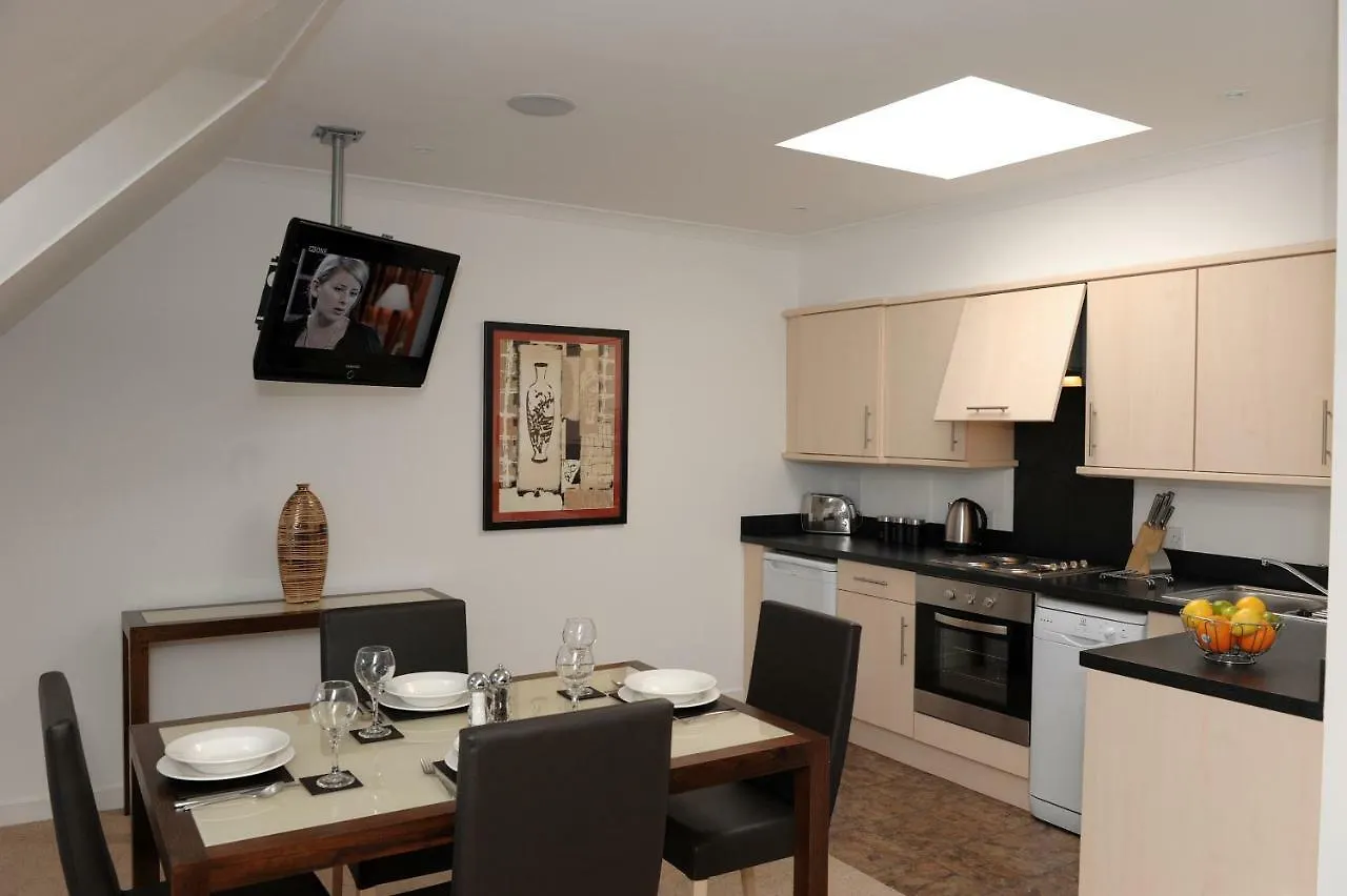 Fountain Court Apartments - Grove EDI 4*,