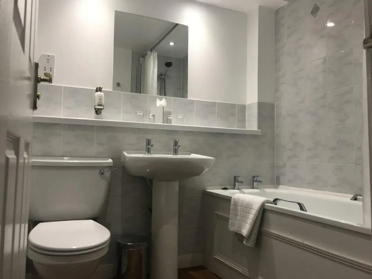 **** Aparthotel Fountain Court Apartments - Grove EDI Großbritannien